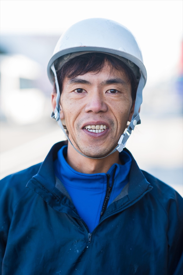 社員写真01